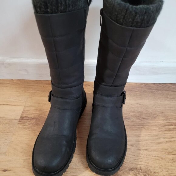 Black boots - Picture 2 of 4